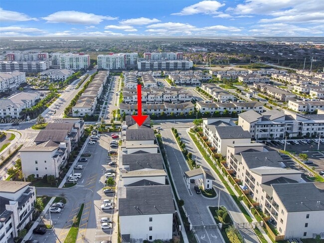 Building Photo - 7865 NW 104th Ave Unit 32