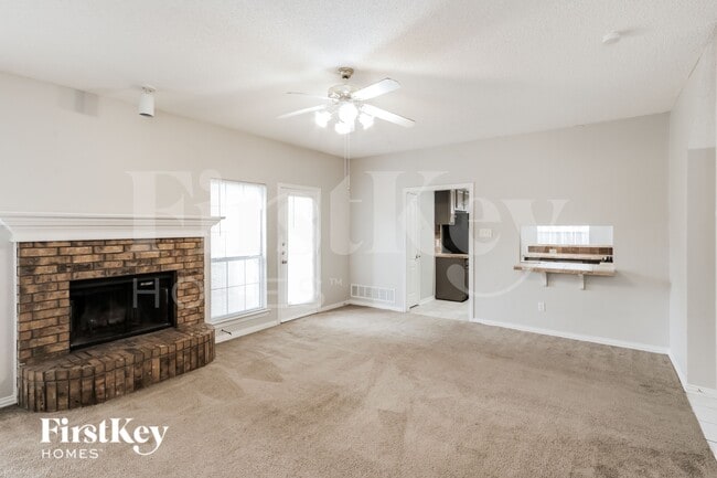 Photo - 1509 Dreama Dr