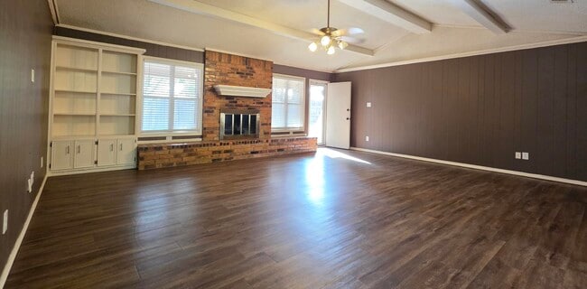 Photo - 8604 Jordan Dr