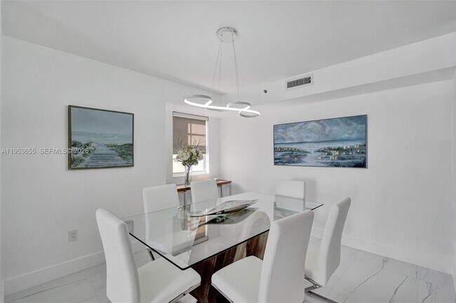 Photo - 19601 E Country Club Dr Unit 7508