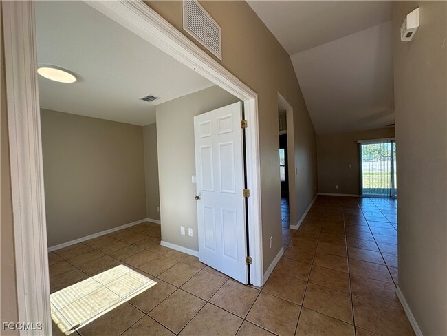 Photo - 2411 Park Rd