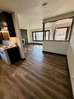 Photo - 1104 Illinois St