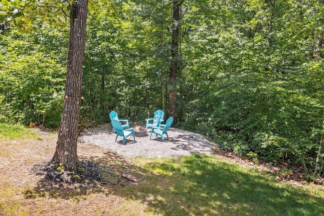 Building Photo - 461 Laughlin Ridge Rd Rental