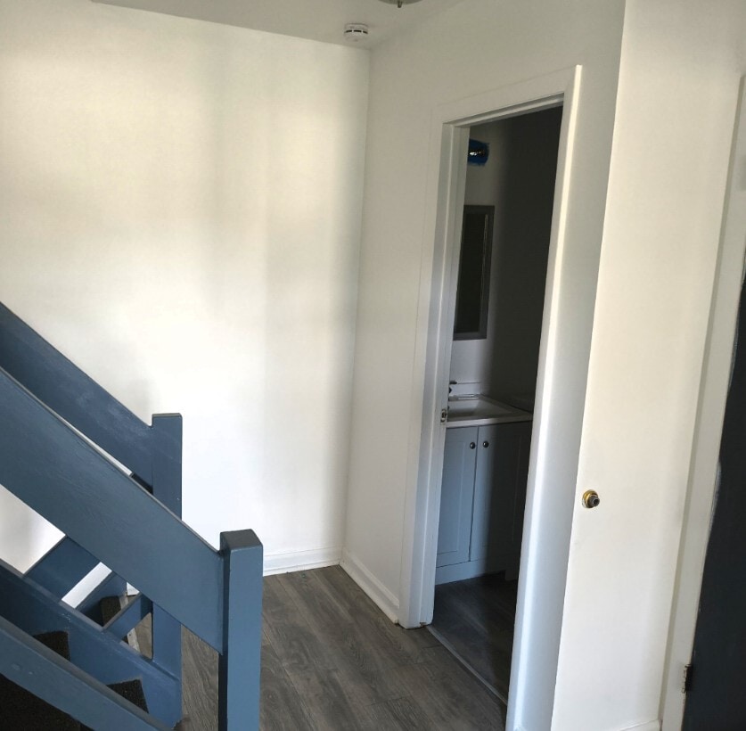 Photo - 2223 Dickens Ter