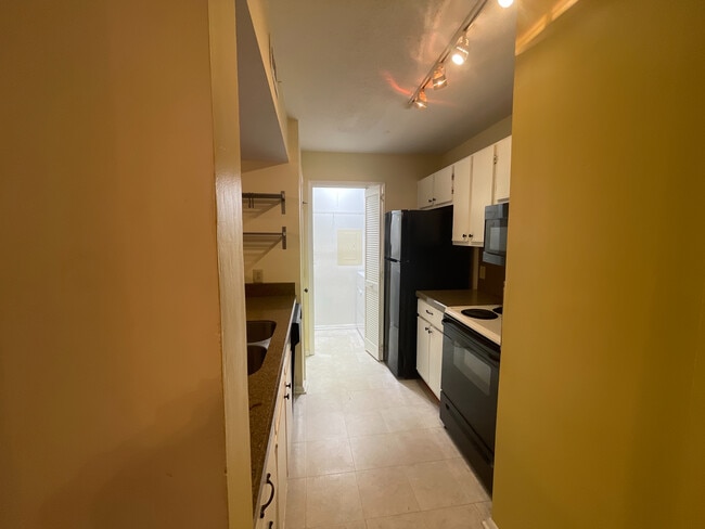 Photo - Room in Condo on Chimney Ridge Pl