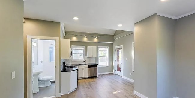 Photo - 17 Ashley St