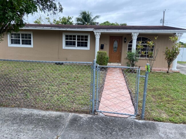 Photo - 17120 NW 10th Ct