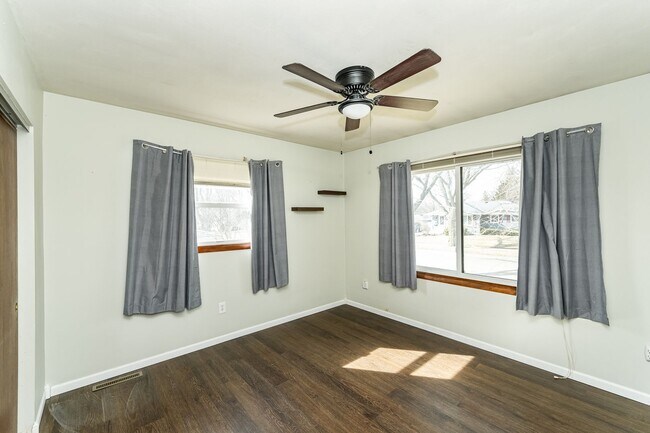 Photo - 3510 19th Ave NW