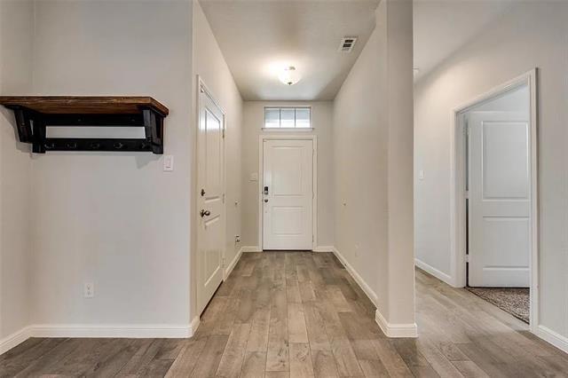 Photo - 16040 Tottenhall Pass