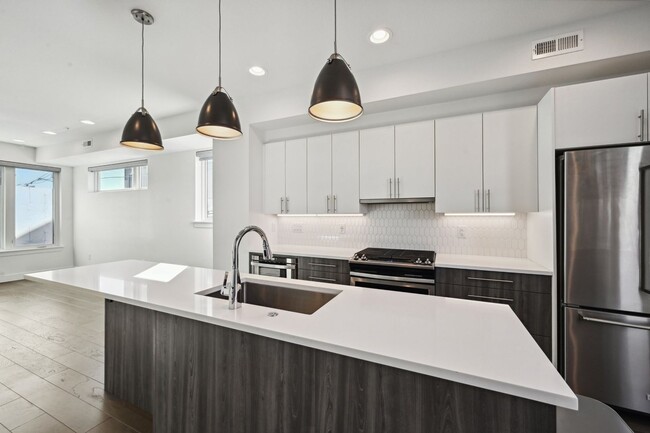 Photo - 2836 W 25th Ave