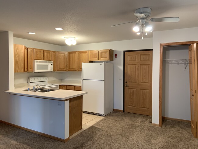 Building Photo - 3191 Losey Blvd S Unit 201 Rental