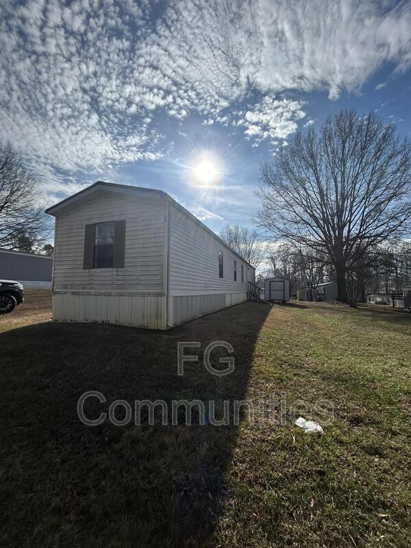 Photo - 1754 Zion Rd