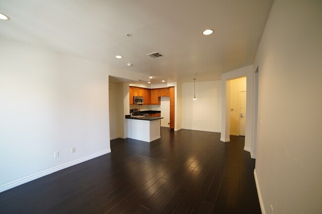 Photo - 360 W Avenue 26 Unit 226