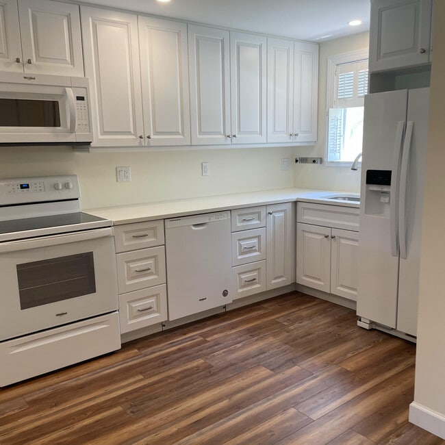 Photo - 5111 SE Miles Grant Rd Unit 104