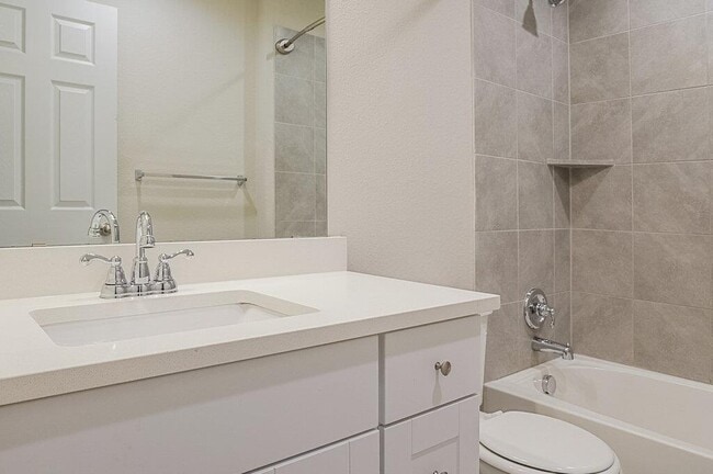 Photo - 5306 Golden Canary Ln Unidad 44 Rental