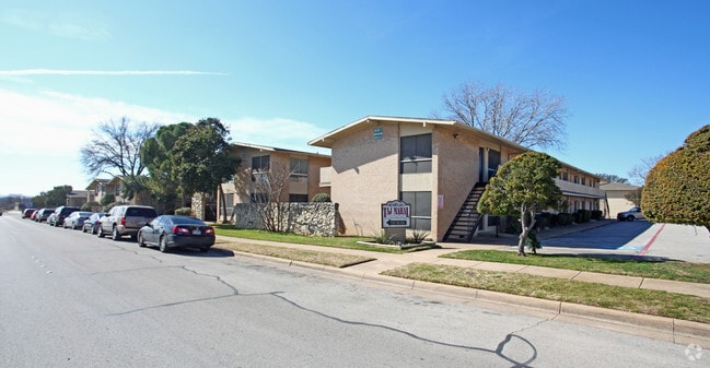 Taj Mahal Apartments