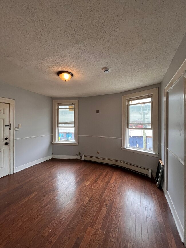 Photo - 60 Wilkinson Ave Unit 2L