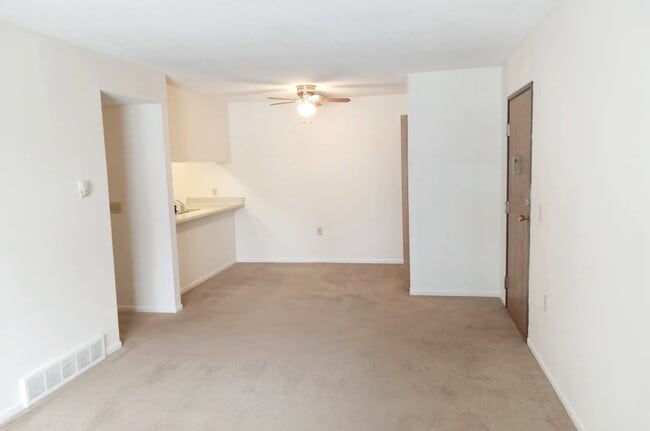 Photo - 608 N 4th St