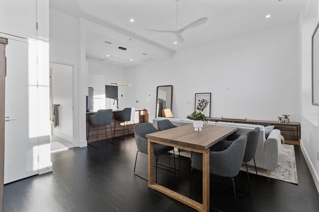 Photo - The Roe at Manayunk Apartments and Townhomes