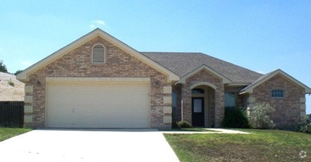 Building Photo - 2408 Spirit Dancer Dr Rental