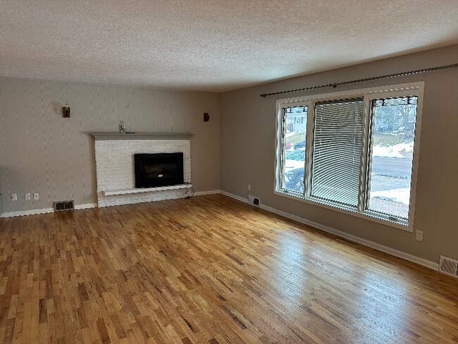Photo - 2400 S Sherman Ave