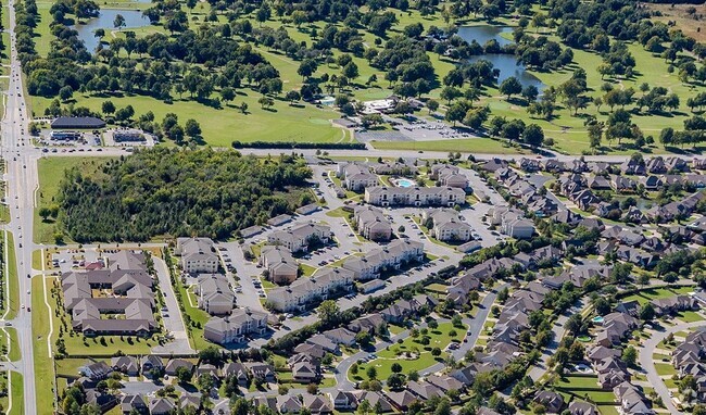 Building Photo - Sonoma Grande Apartments