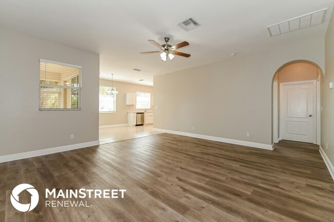 Photo - 3405 3rd St W