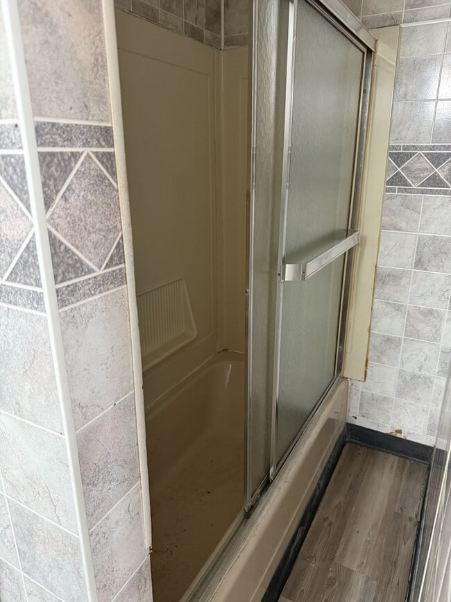 Photo - 1837 Beech St