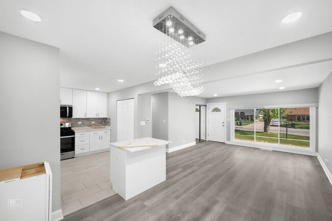 Photo - 225 Bode Rd