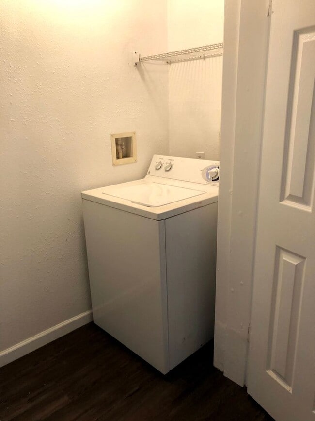 Photo - Room For Rent Unit 168 Varsity Rm A