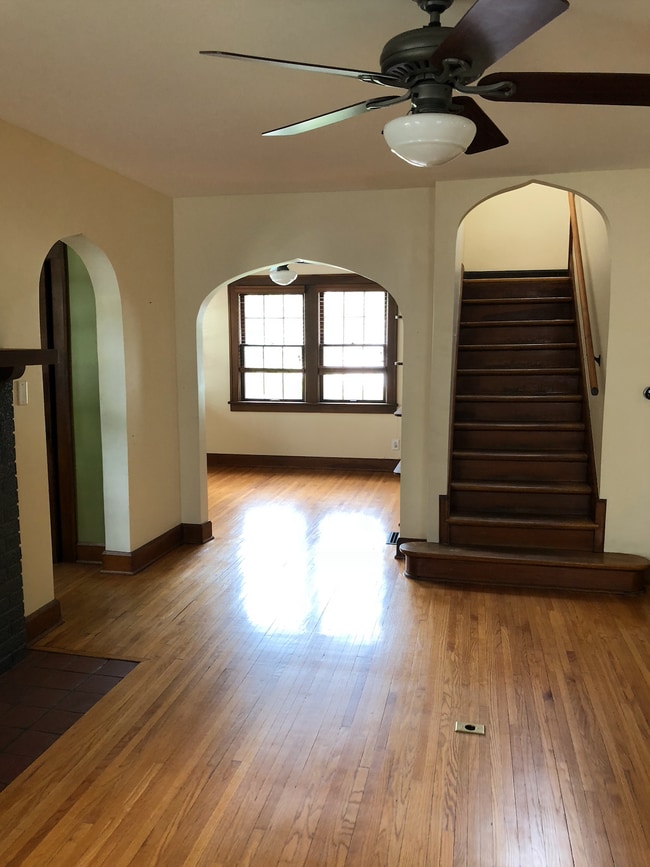 Photo - 1321 E Hunter Ave