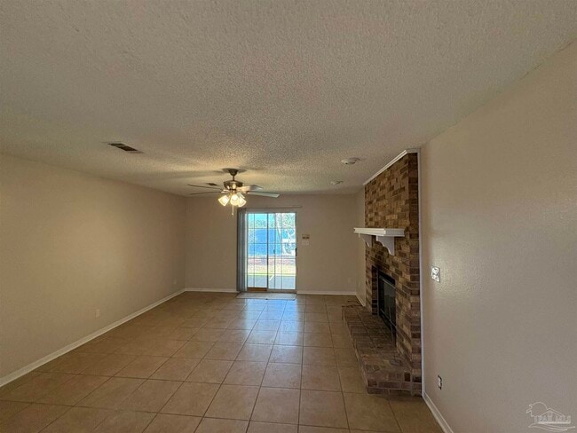 Photo - 7098 Moran Ln