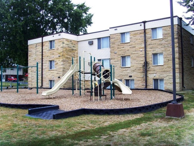 Fairview Apartments - Fairview Apartments