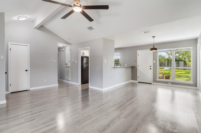 Building Photo - 509 Landing Blvd Rental