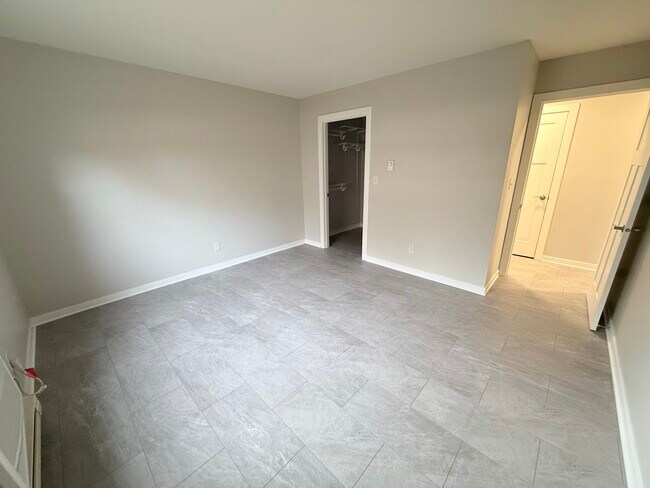 Hunter's Ridge Apartments