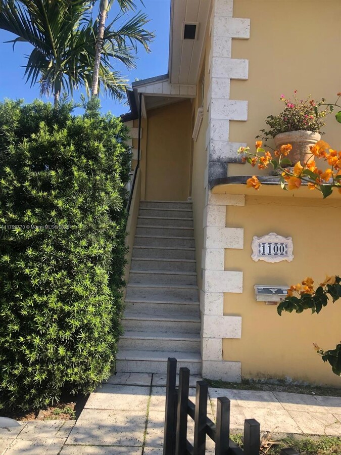Photo - 1100 SW 10th St Apartamento Unidad 1100