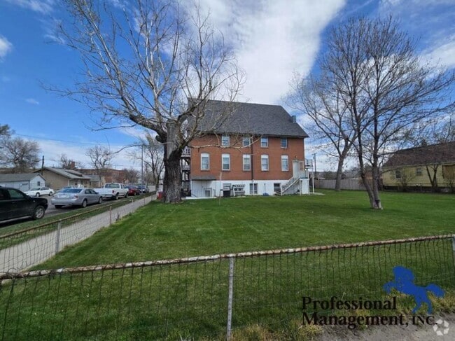 Building Photo - 2 bedroom in Billings MT 59101 Rental