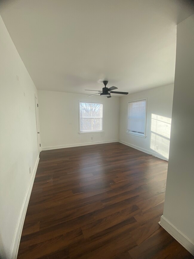Building Photo - 4013 Taylor Blvd Unit 3