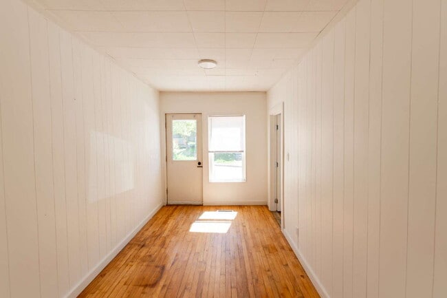 Photo - Spacious 2BR in Auburn with Off-Street Parking | $1,575 | AVAILABLE NOW