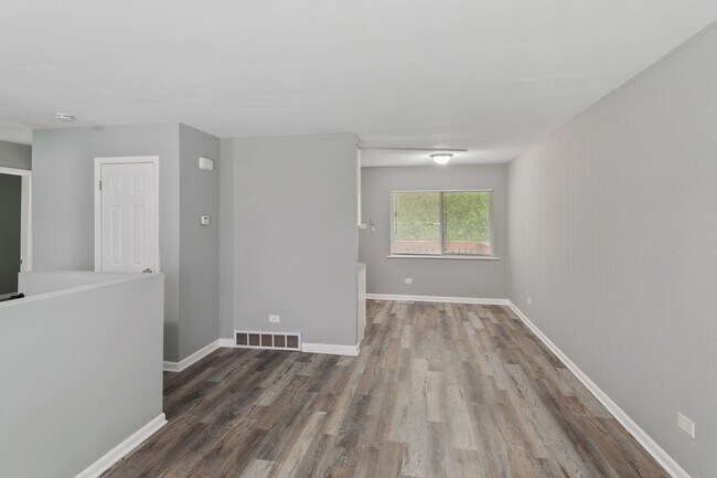 Photo - 22015 E Churchill Dr
