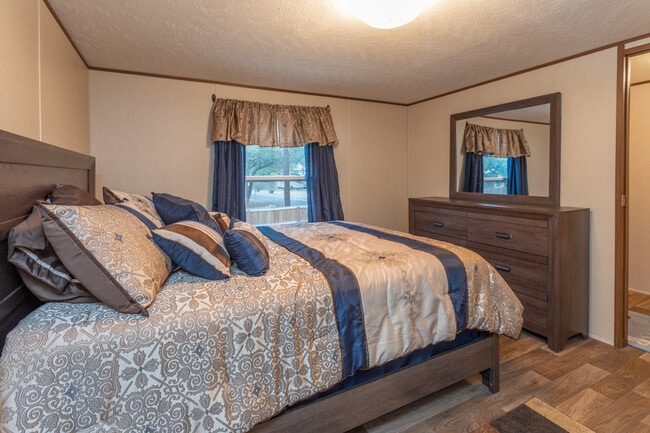 Photo - 2204 Ave K