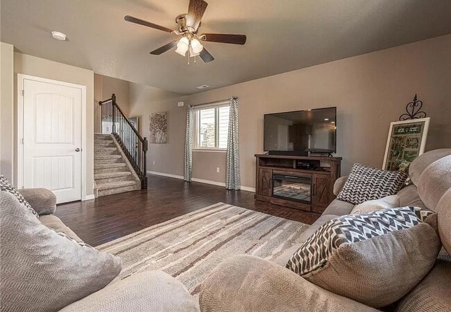 Photo - 8884 Vanderwood Rd