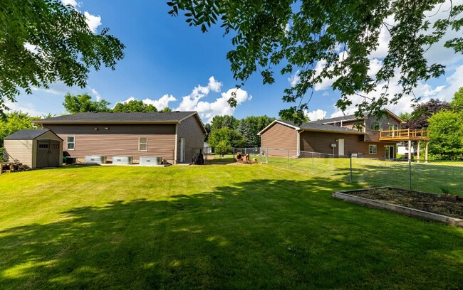 Photo - 401 E Beaver St
