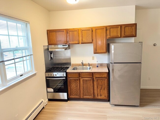 Building Photo - 2 Rockland Ave N Unit 2N