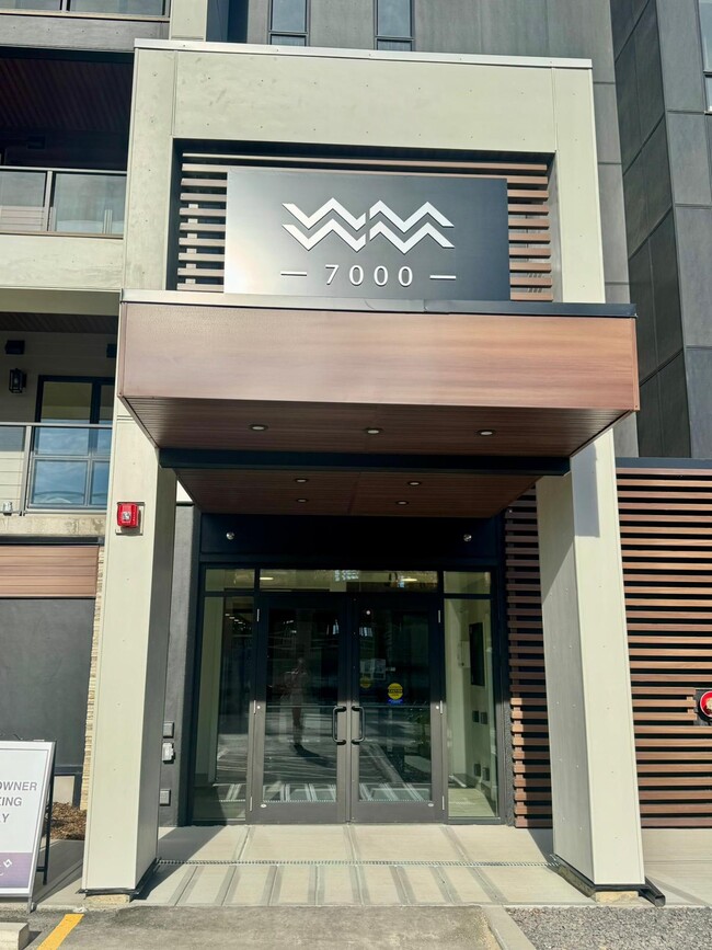 Building entrance - 1802 Mahogany Blvd SE Unit 7218