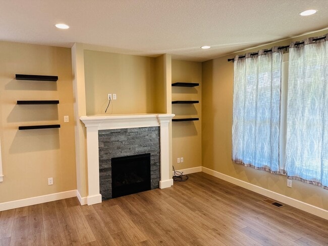 Photo - Beautiful Ridgefield Home