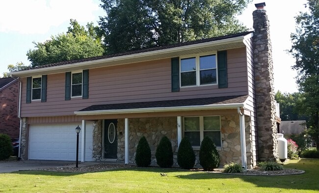 Photo - 529 Strawberry Hill Rd