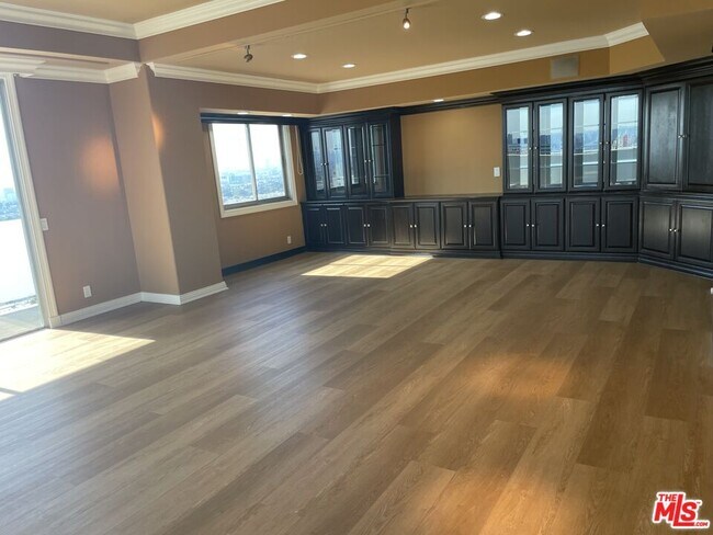 Photo - 7250 Franklin Ave Condo Unit 1209