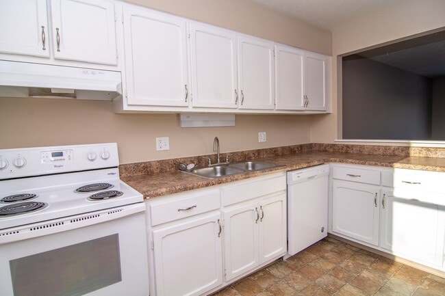 Whispering Pines Townhomes