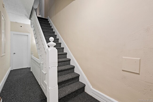 Photo - 61 Overlook Pl